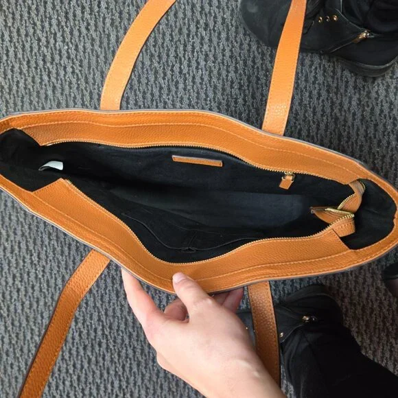 Marc Jacobs Jordan Studded Leather Tote NWOT Cognac Brown Pebbled Work Laptop - Picture 7 of 7